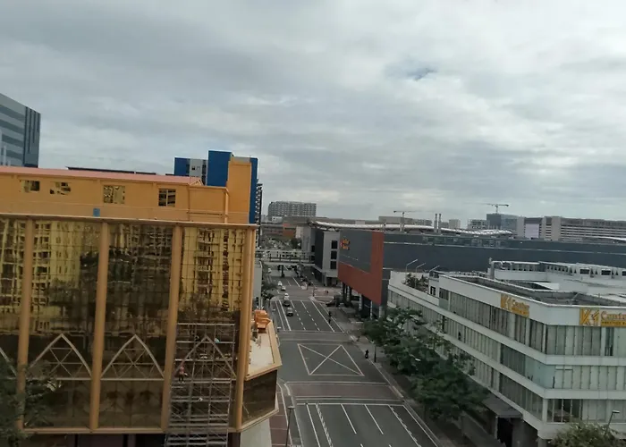 Apartment Staycation At Solemare Parksuites Tower B Near Dfa, Mall Of Asia, Ayala Mall, Parqual Mall , Cod, Conrad, Solaire, Okada Manila, & Naia,1 Bedroom Manila